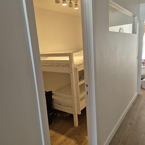 Seaview Heist: 3-Bedroom Flat By The Beach